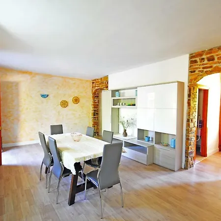 Holiday home Residenza I Melograni