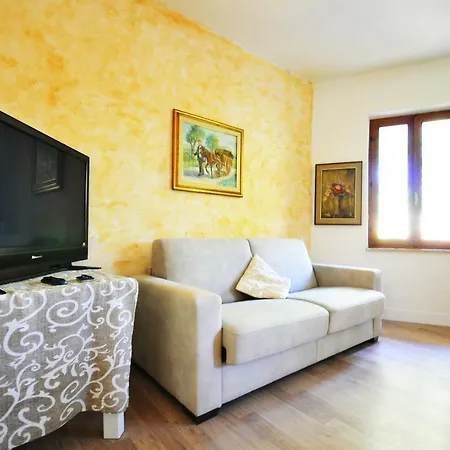 Holiday home Residenza I Melograni Porto Ottiolu