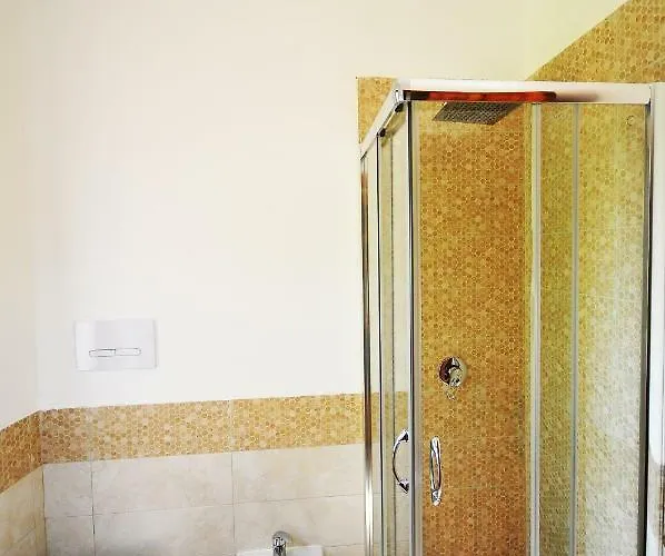 Residenza I Melograni Tatil Evi *